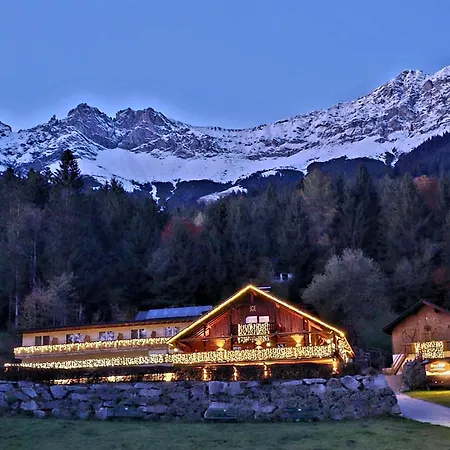 فندق Sweet Cherry - Boutique & Tyrol 3*