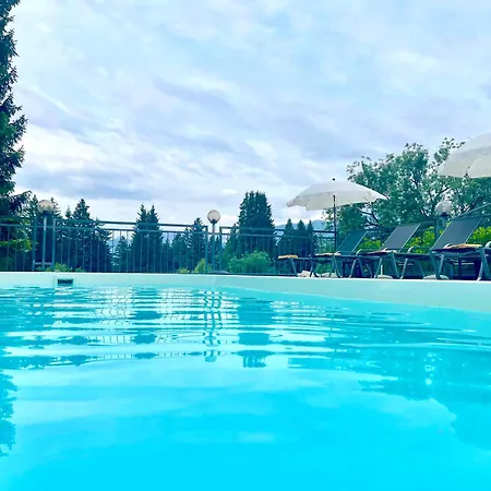 فندق Sweet Cherry - Boutique & Tyrol 3*