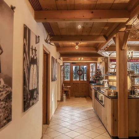 Sweet Cherry - Boutique&guesthouse Tyrol 3*