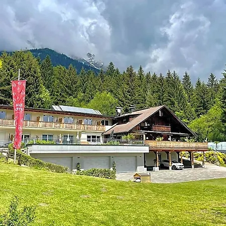 Otel Sweet Cherry - Boutique & Tyrol