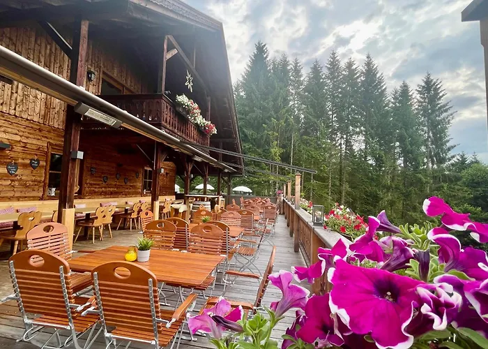 Sweet Cherry - Boutique & Tyrol 3*