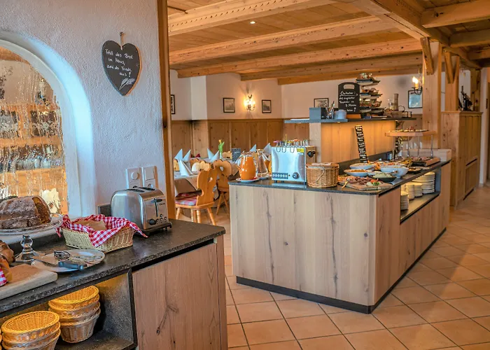 Sweet Cherry - Boutique & Tyrol