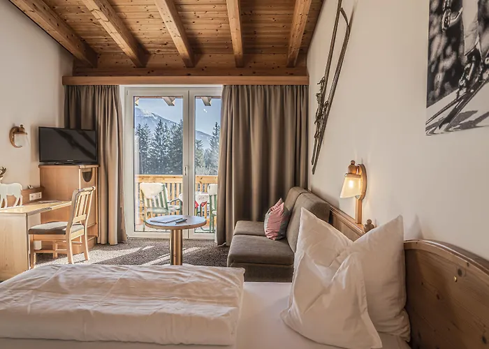 Hotel Sweet Cherry - Boutique & Tyrol 3*