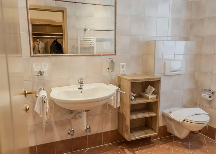 Hotel Sweet Cherry - Boutique & Tyrol 3*