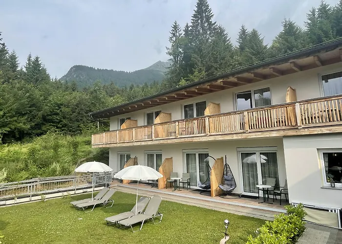 Hotel Sweet Cherry - Boutique & Tyrol 3*