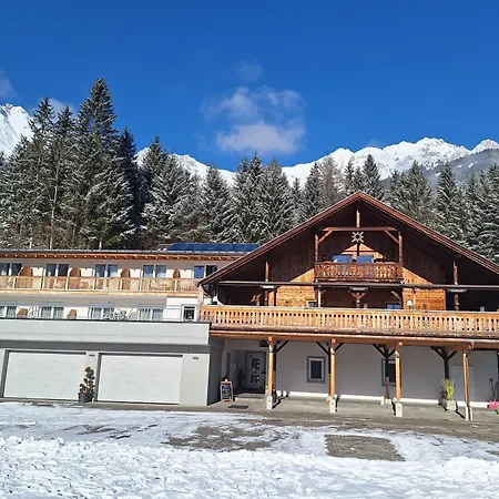 Sweet Cherry - Boutique & Tyrol